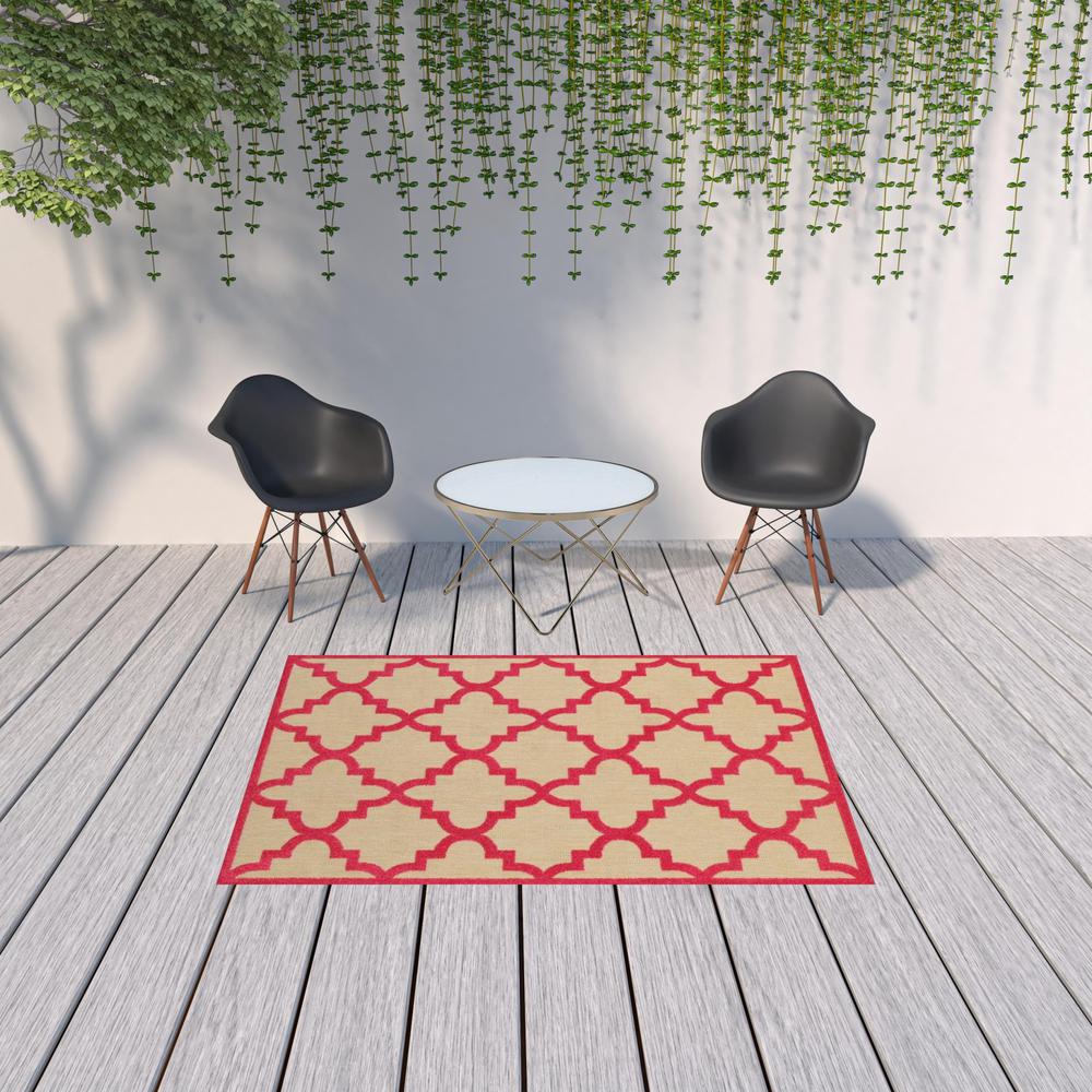 5' x 8' Red Geometric Stain Resistant Indoor Outdoor Area Rug. Picture 2