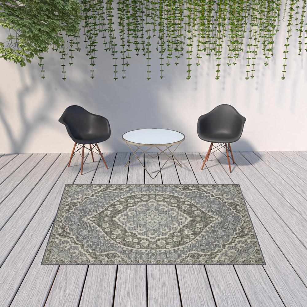 7' x 9' Blue and Green Oriental Stain Resistant Indoor Outdoor Area Rug. Picture 3