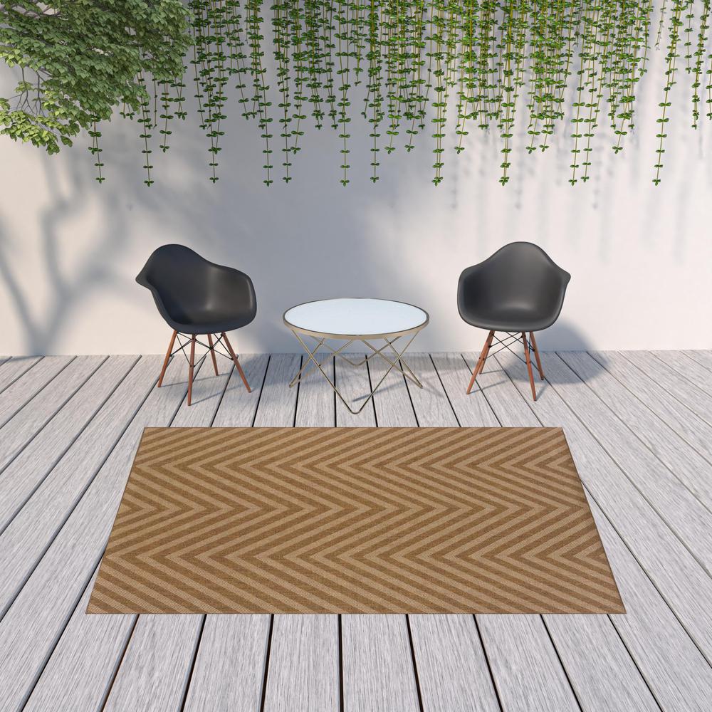 7' x 10' Tan Geometric Stain Resistant Indoor Outdoor Area Rug. Picture 2
