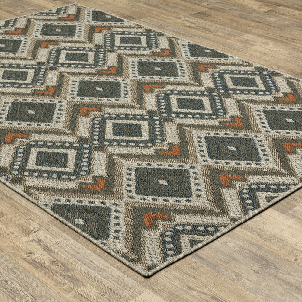 3' X 5' Gray Geometric Stain Resistant Indoor Outdoor Area Rug. Picture 4