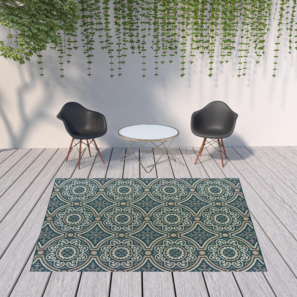 8' x 10' Blue and Gray Geometric Stain Resistant Indoor Outdoor Area Rug. Picture 2