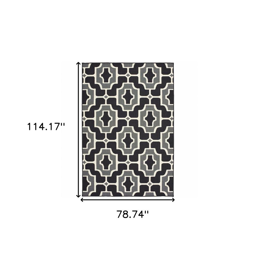 7' x 10' Black and Gray Geometric Stain Resistant Indoor Outdoor Area Rug. Picture 5
