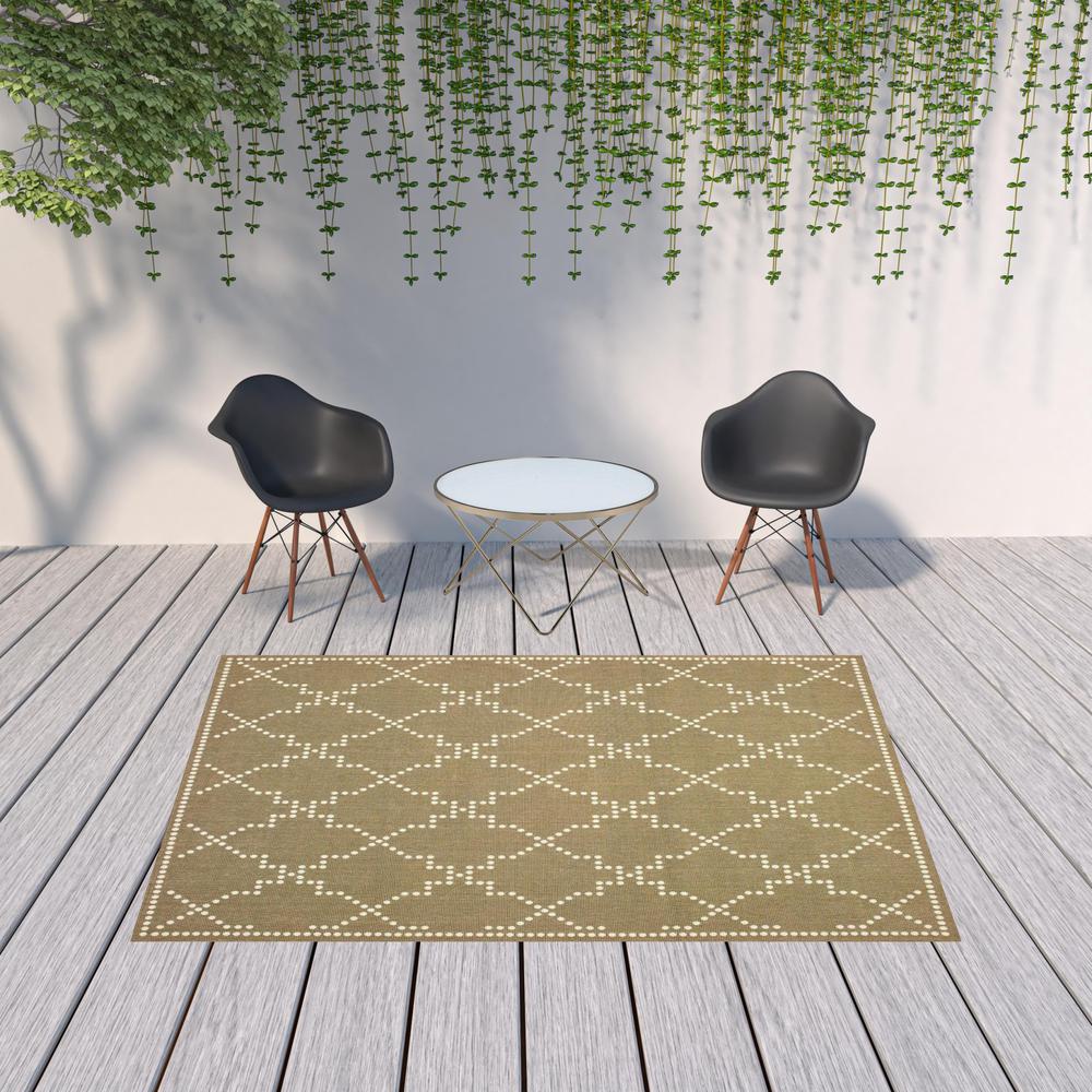7' x 10' Tan Geometric Stain Resistant Indoor Outdoor Area Rug. Picture 2