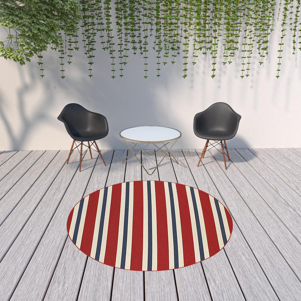 8' x 8' Red and Ivory Round Geometric Stain Resistant Indoor Outdoor Area Rug. Picture 2