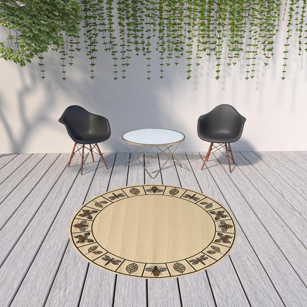 8' x 8' Brown and Ivory Round Abstract Stain Resistant Indoor Outdoor Area Rug. Picture 3