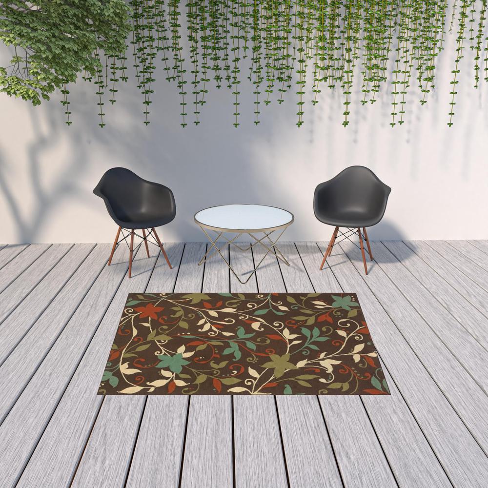 5' x 8' Brown Floral Stain Resistant Indoor Outdoor Area Rug. Picture 2