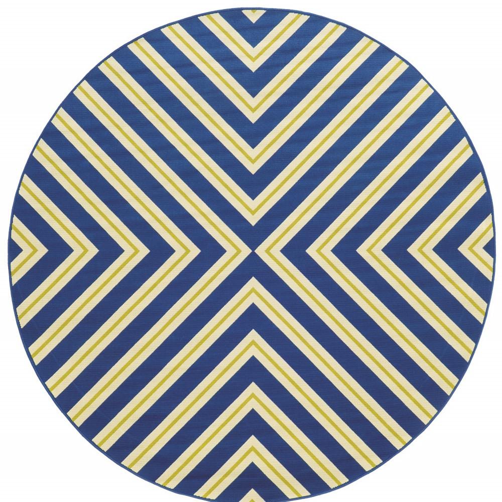 8' x 8' Blue and Ivory Round Geometric Stain Resistant Indoor Outdoor Area Rug. Picture 4