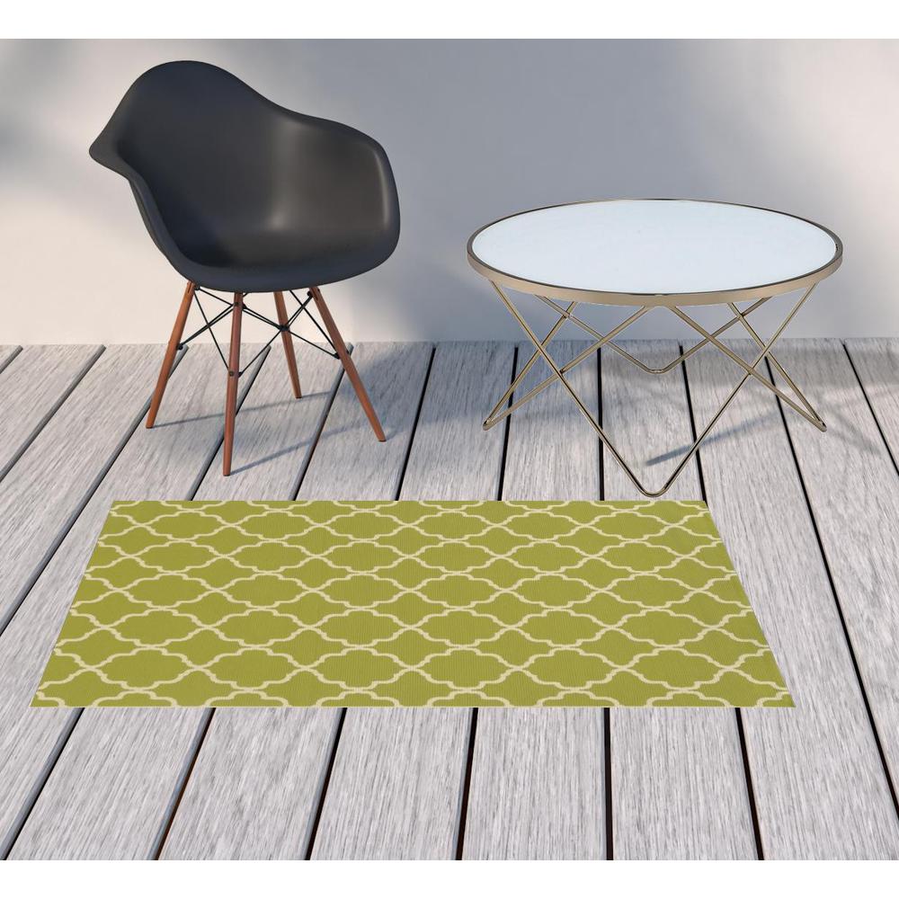 2' X 4' Green and Ivory Geometric Stain Resistant Indoor Outdoor Area Rug. Picture 2