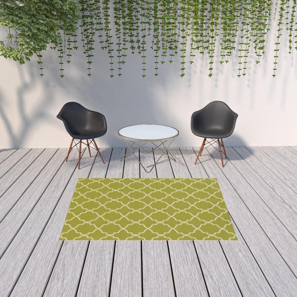 5' x 8' Green and Ivory Geometric Stain Resistant Indoor Outdoor Area Rug. Picture 2