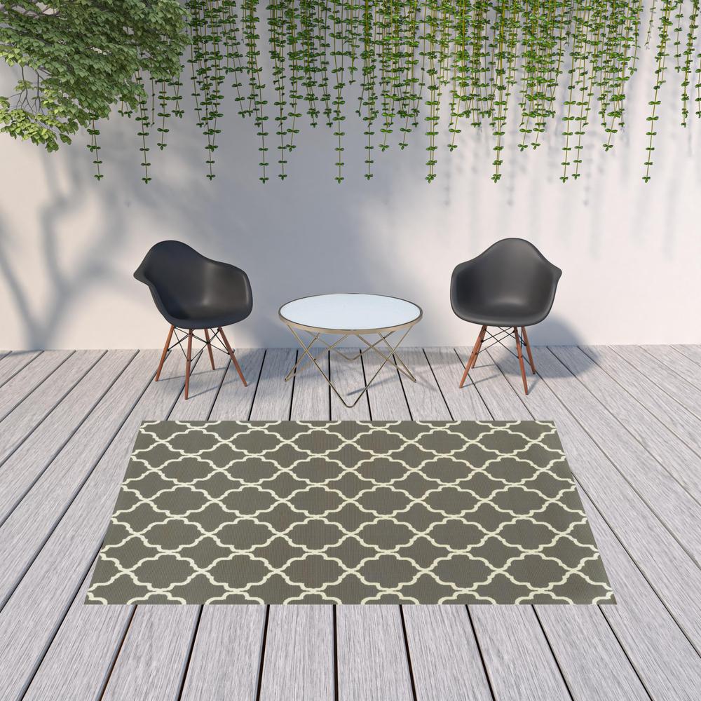 7' x 10' Charcoal Geometric Stain Resistant Indoor Outdoor Area Rug. Picture 2