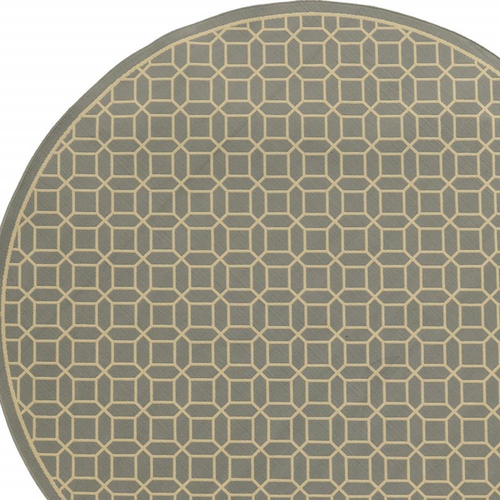 8' x 8' Gray and Ivory Round Geometric Stain Resistant Indoor Outdoor Area Rug. Picture 3