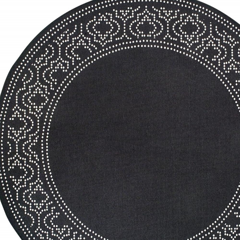 8' x 8' Black and Ivory Round Stain Resistant Indoor Outdoor Area Rug. Picture 3