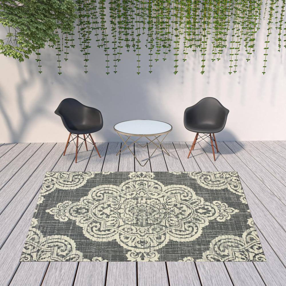 8' x 11' Gray and Ivory Oriental Stain Resistant Indoor Outdoor Area Rug. Picture 2