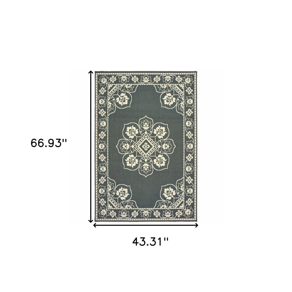 4' x 6' Gray and Ivory Oriental Stain Resistant Indoor Outdoor Area Rug. Picture 5