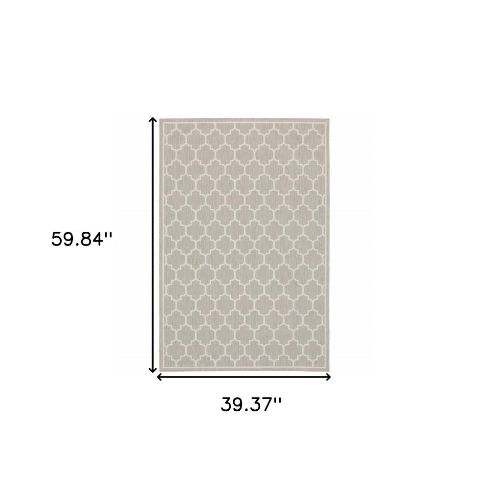 3' X 5' Gray and Ivory Geometric Stain Resistant Indoor Outdoor Area Rug. Picture 8