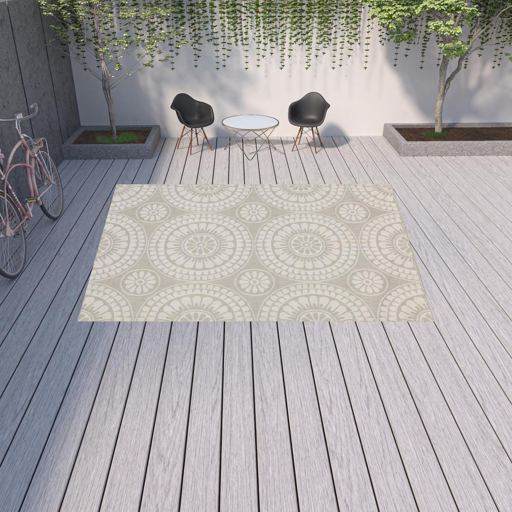 10' x 13' Gray and Ivory Geometric Stain Resistant Indoor Outdoor Area Rug. Picture 2