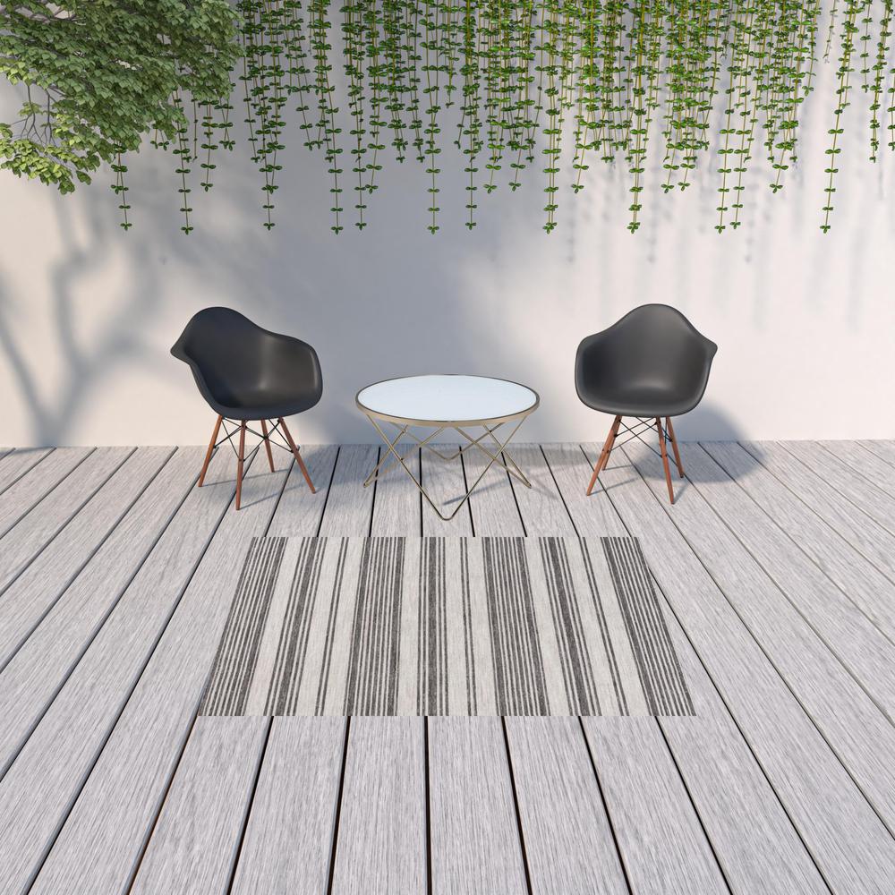 5' X 7' Gray And Ivory Striped Indoor Outdoor Area Rug. Picture 2