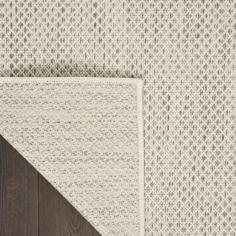 4' X 6' Ivory Geometric Power Loom Area Rug. Picture 3