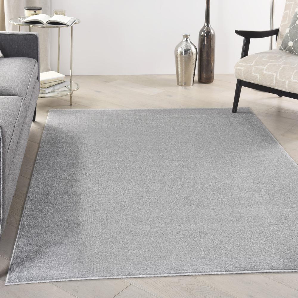 5' X 8' Gray Power Loom Area Rug. Picture 4