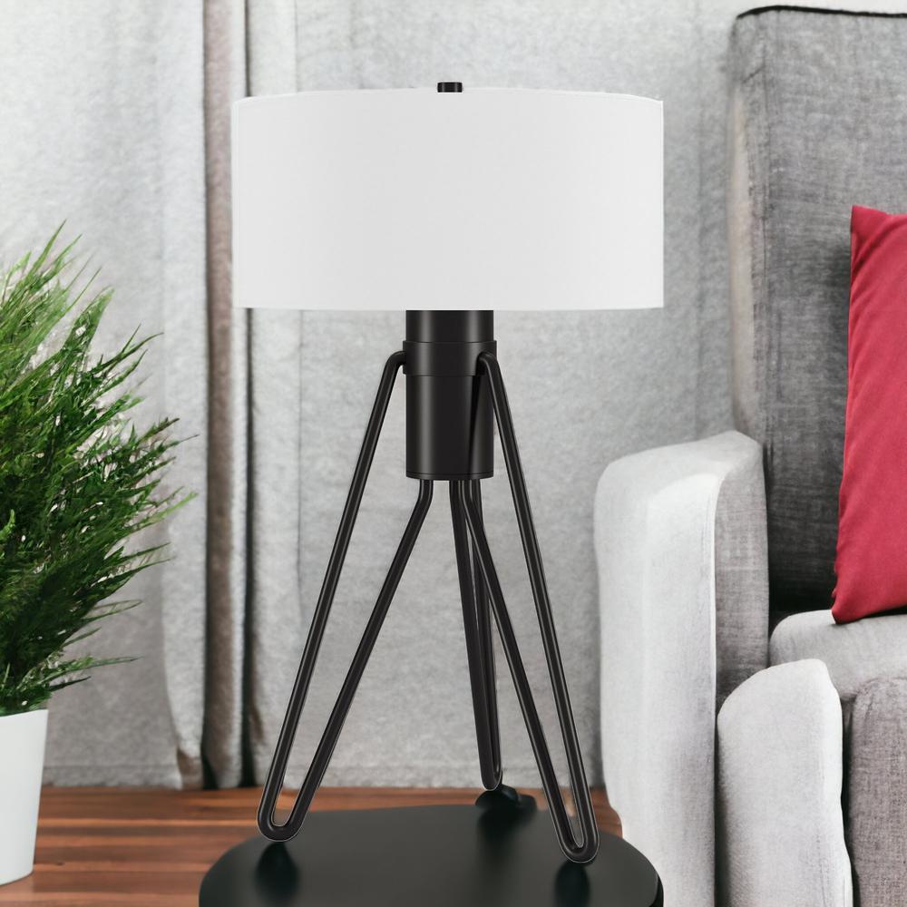 25" Black Metal Two Light Tripod Table Lamp With White Drum Shade. Picture 3
