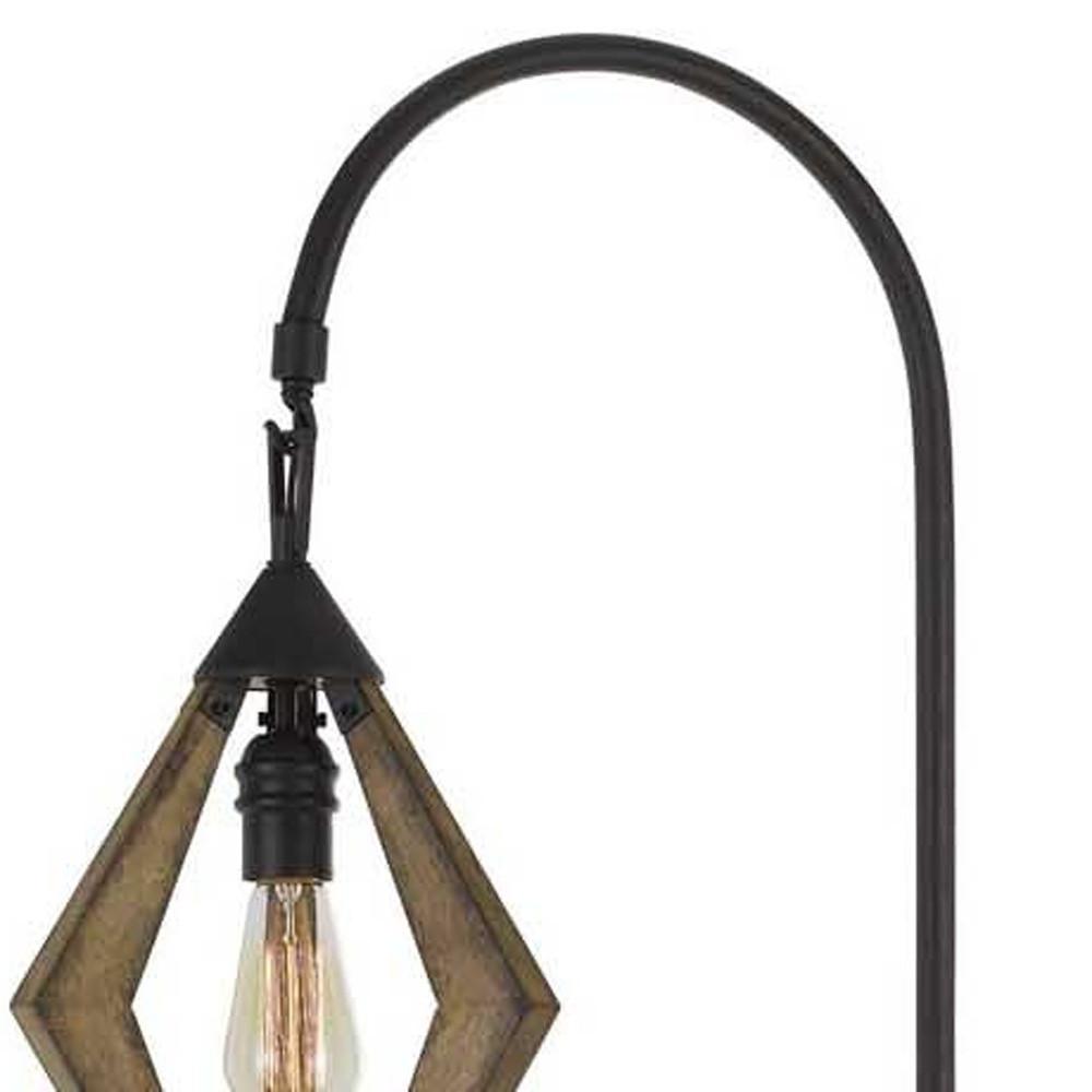 67" Black Traditional Shaped Floor Lamp. Picture 5