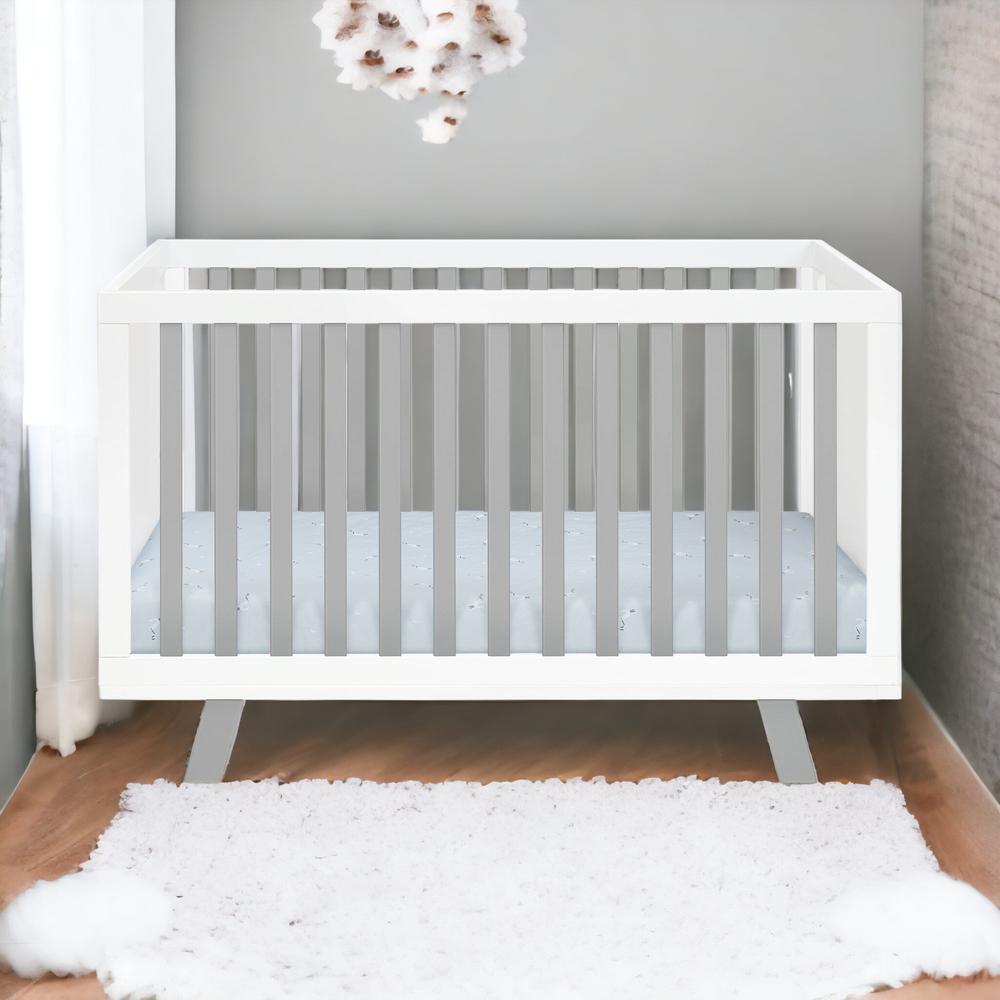 Gray, White Solid, Manufactured Wood Standard Three In One Convertible Crib. Picture 7