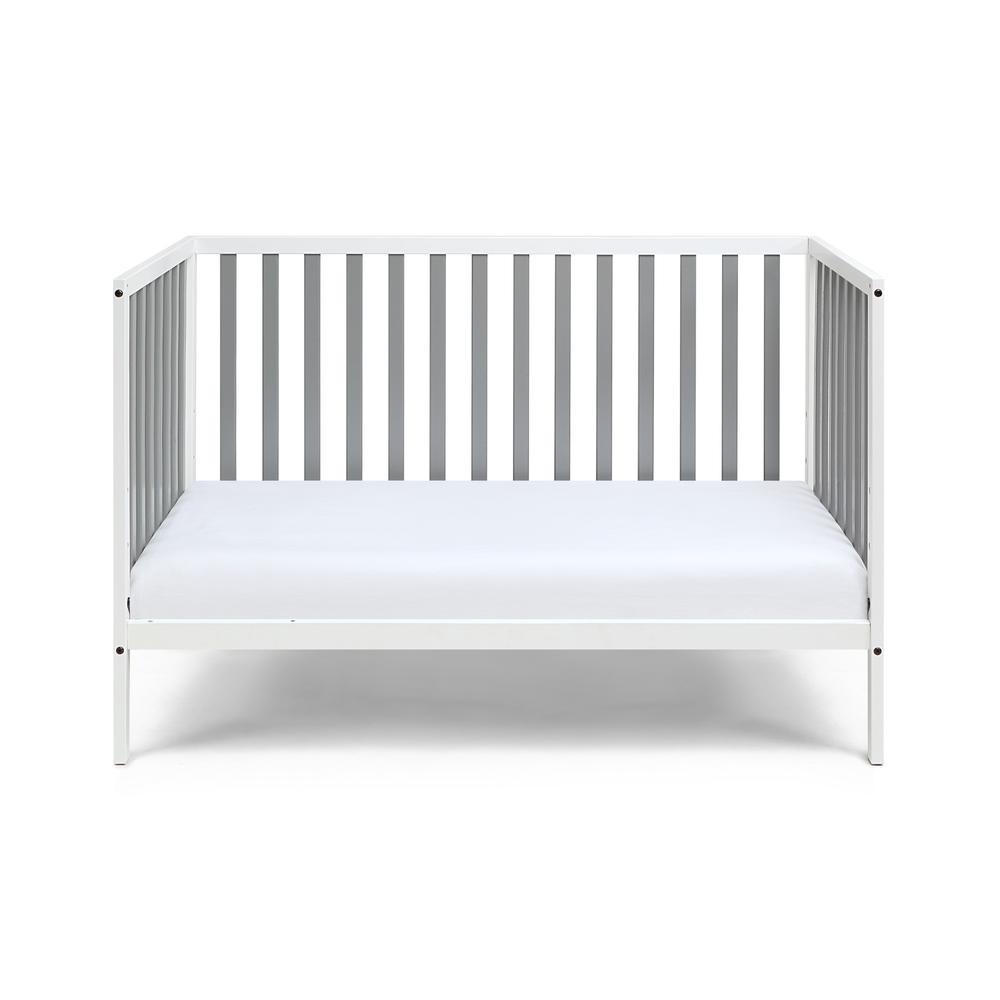 Gray, White Solid, Manufactured Wood Standard Three In One Convertible Crib. Picture 5
