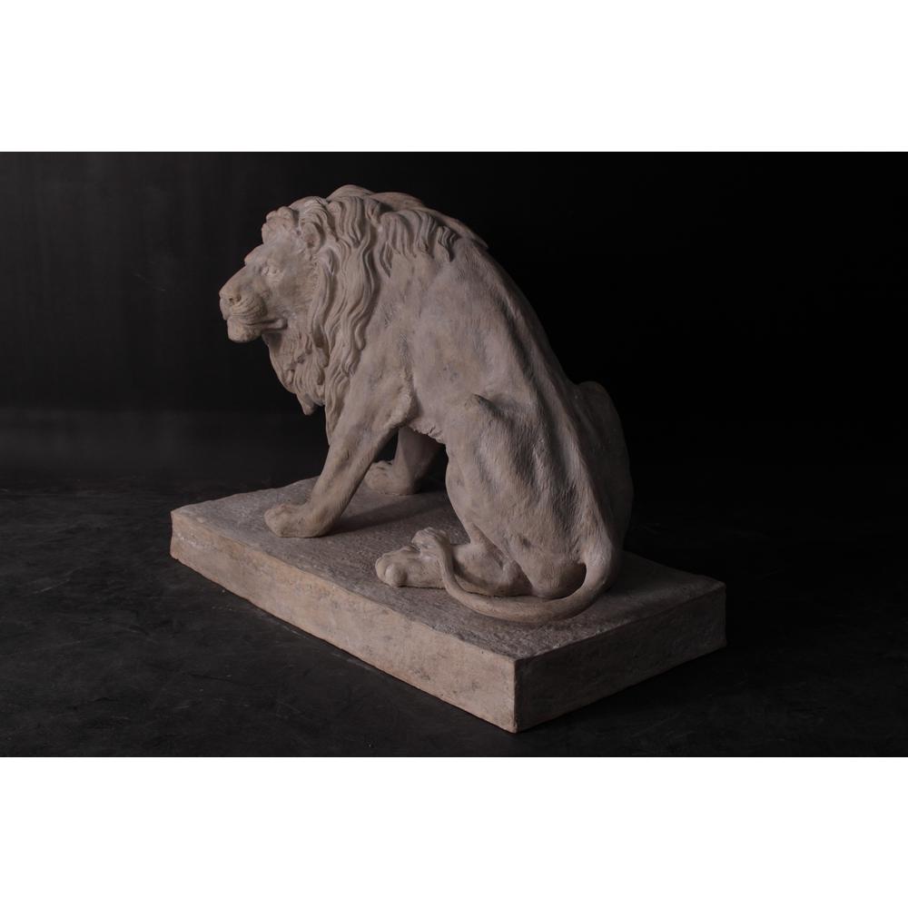Symmetrical Pair of 39 Inch Entry Lions in Rough Stone. Picture 3