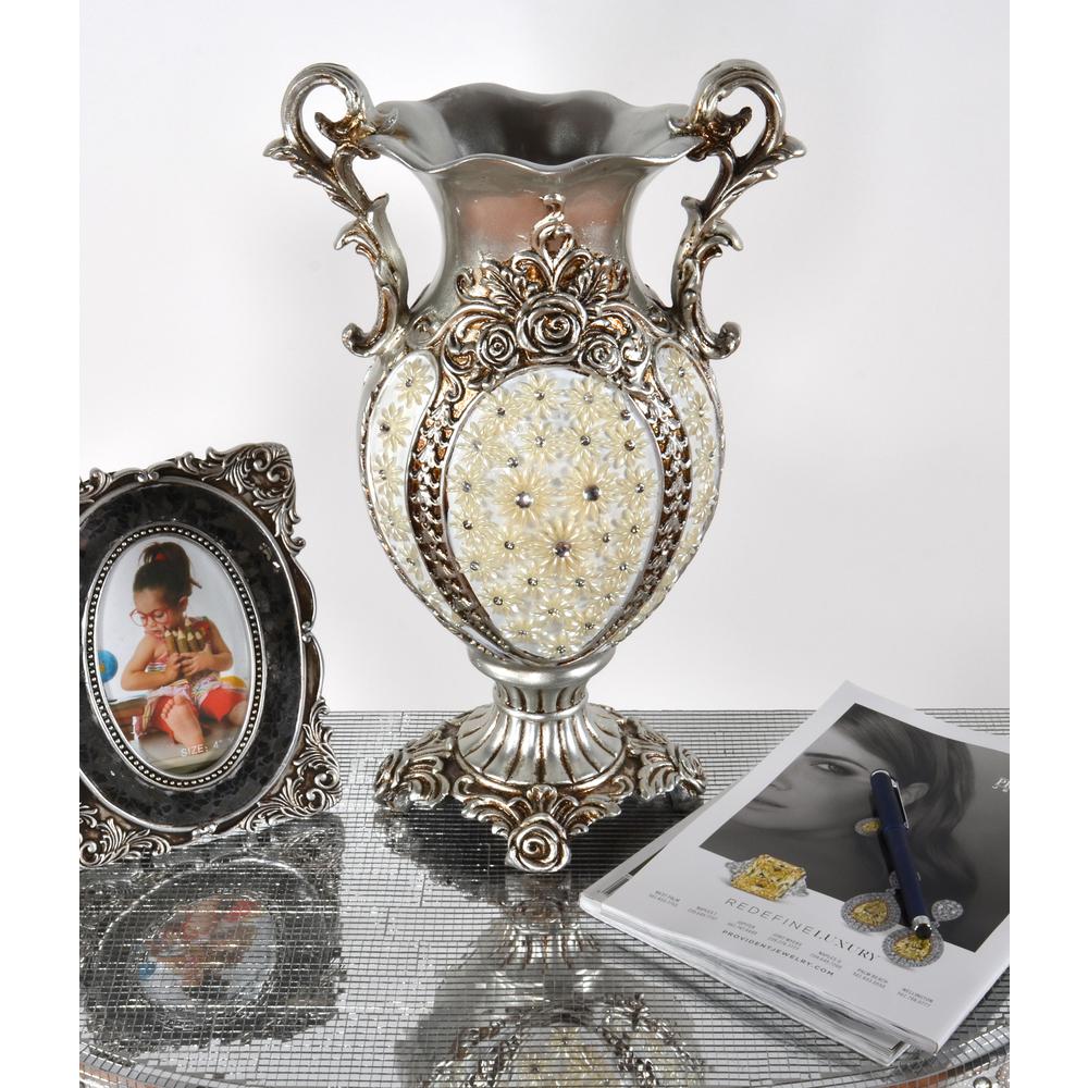 Silver Flower Jeweled Vase. Picture 5