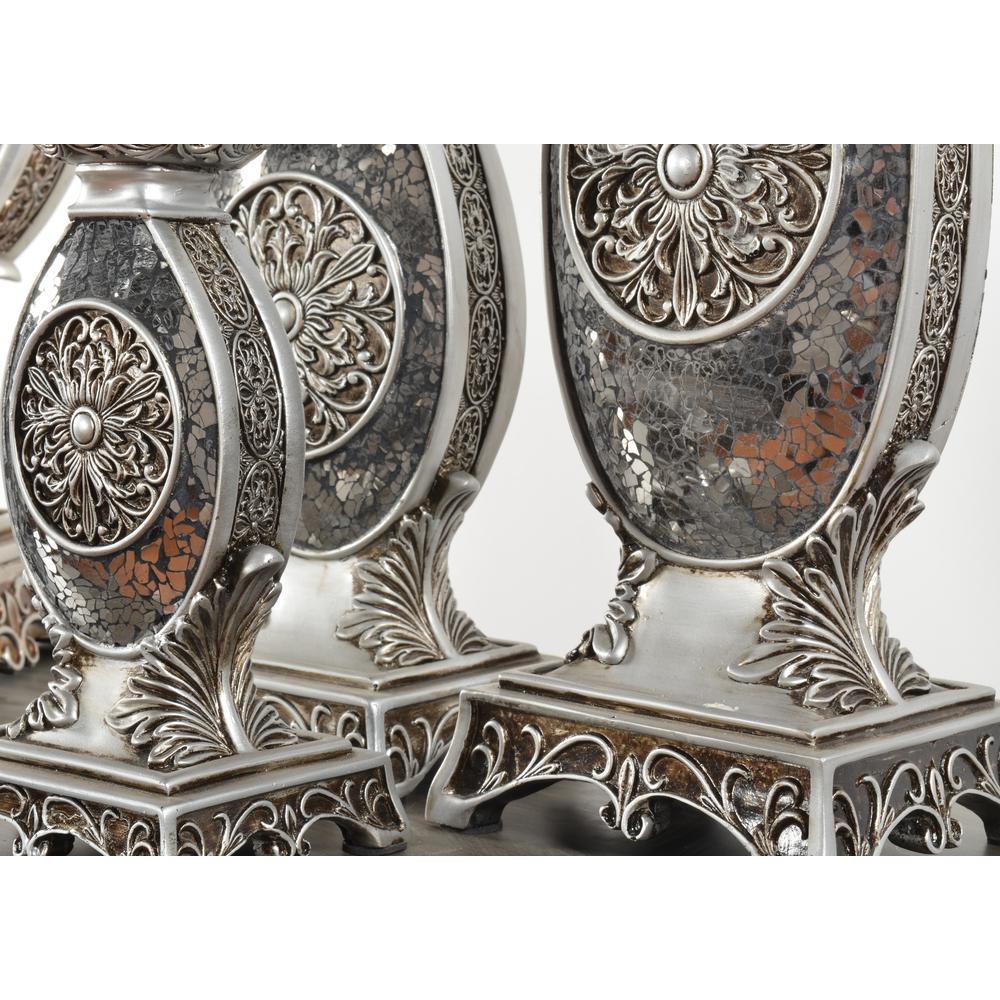 Laviere Candleholders Set of 3. Picture 3