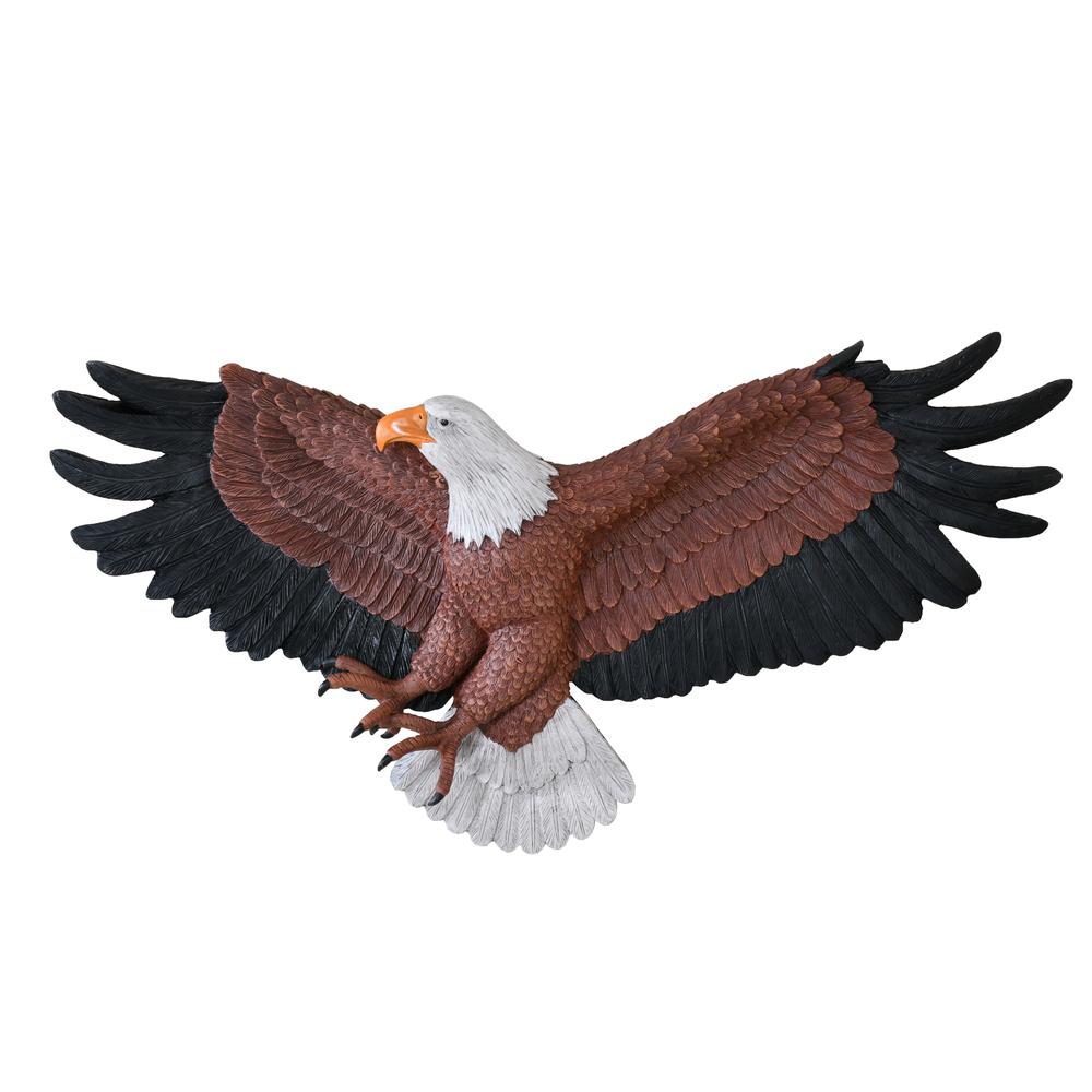 American Eagle Sculpture. Picture 1