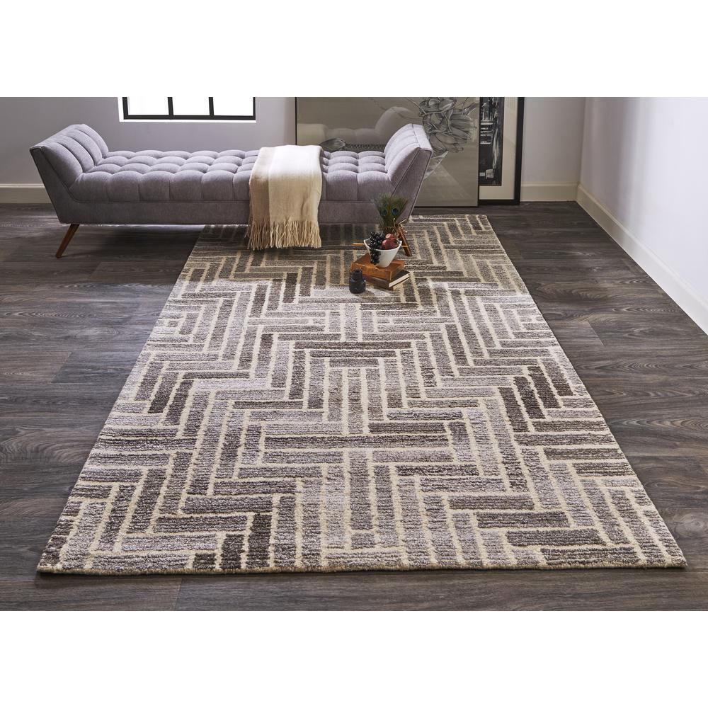 Asher Diamond Medallion Wool Rug, Warm Gray/Ivory Cream, 2ft x 3ft Accent Rug, 8638768FTPENATP00. Picture 1