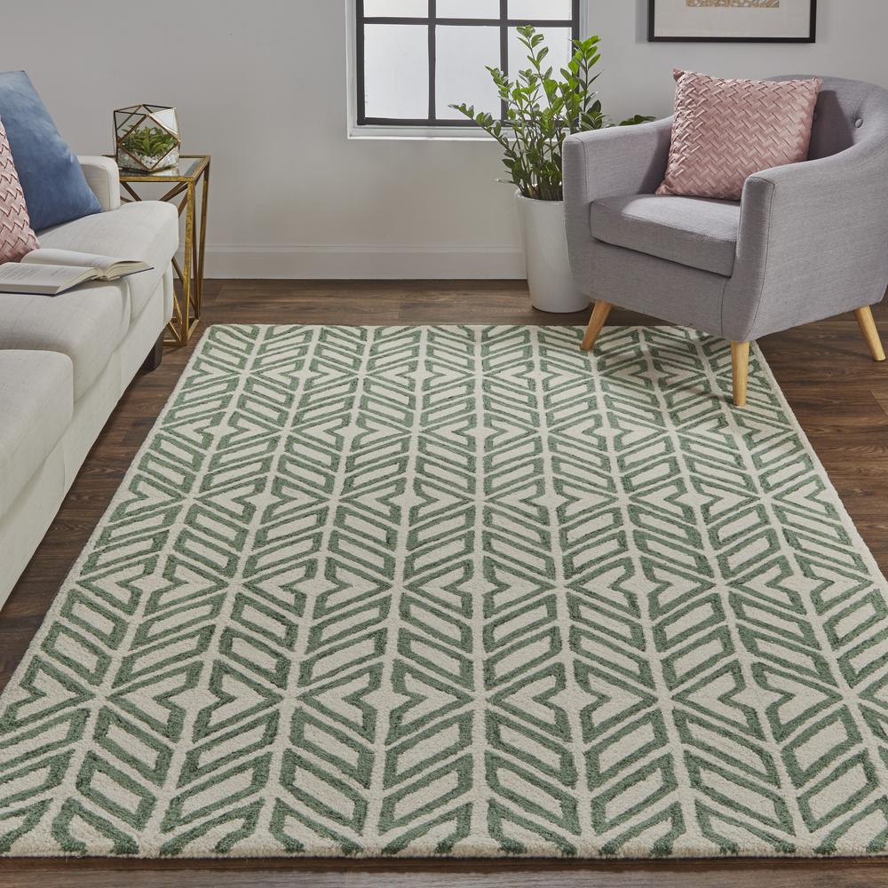 Dineen Premium Wool Rug, Chevrons, Ivory/Jade Green, 5ft x 8ft Area Rug, I55R8039LGN000E10. The main picture.