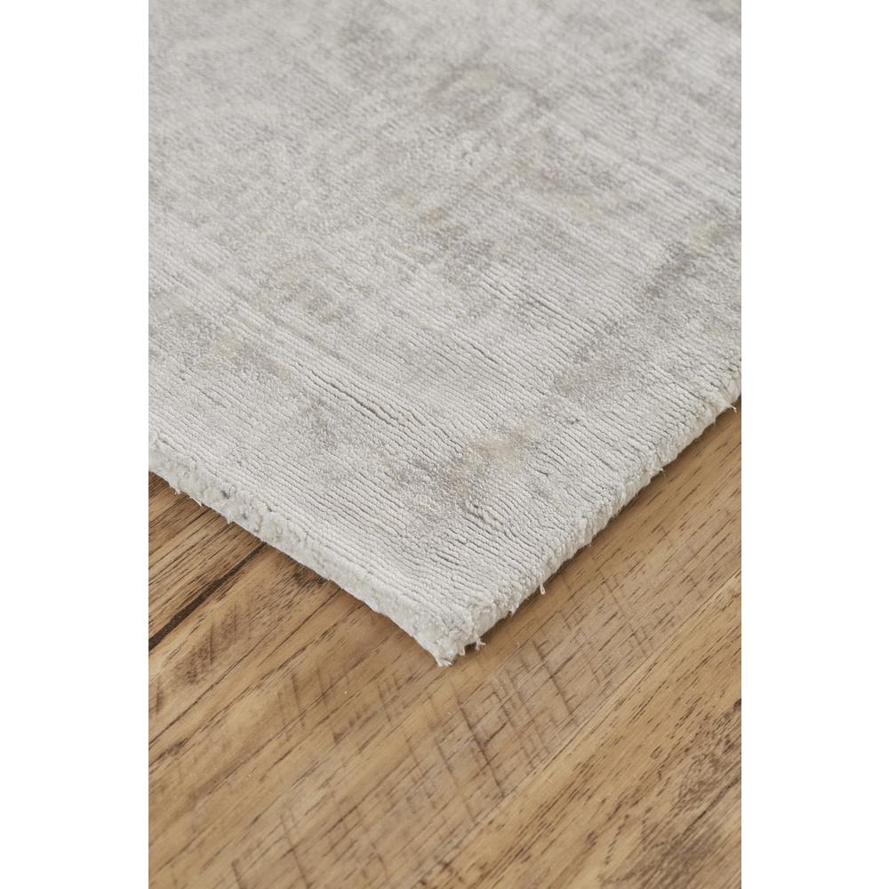Nadia Distressed Damask Rug, Silver Birch/Light Gray, 5ft x 8ft Area Rug, 6678573FSLV000E10. Picture 3