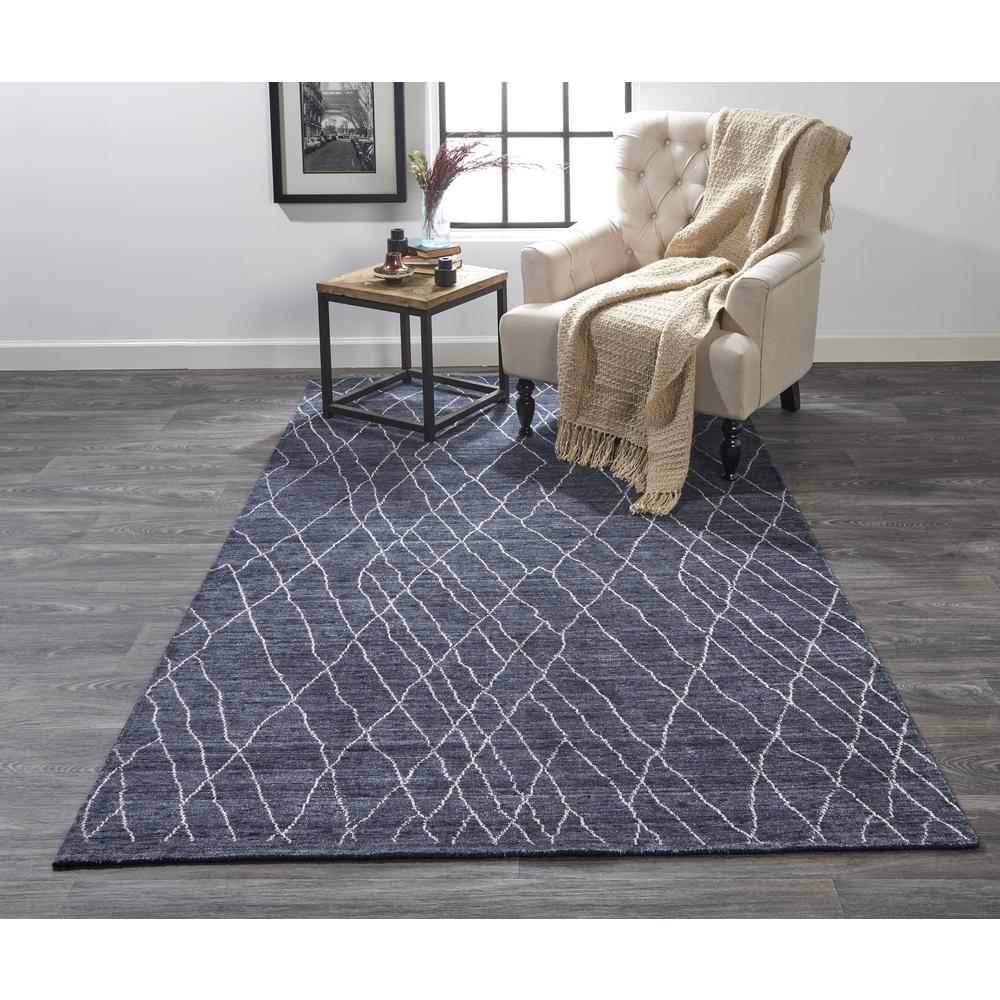 Lennox Modern Minimalist Line Work Rug, Navy Blue, 9ft - 6in x 13ft - 6in Area Rug, 8028695FNVY000H50. Picture 1