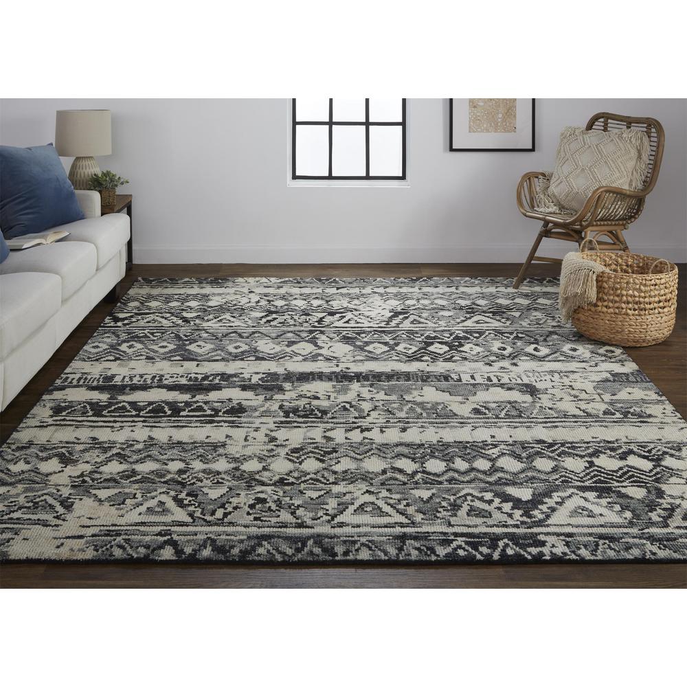 Palomar Luxe Hand Knot Accent Rug, Charcoal Gray/Light Beige, 2ft x 3ft, PAL6630FCHL000P00. Picture 1