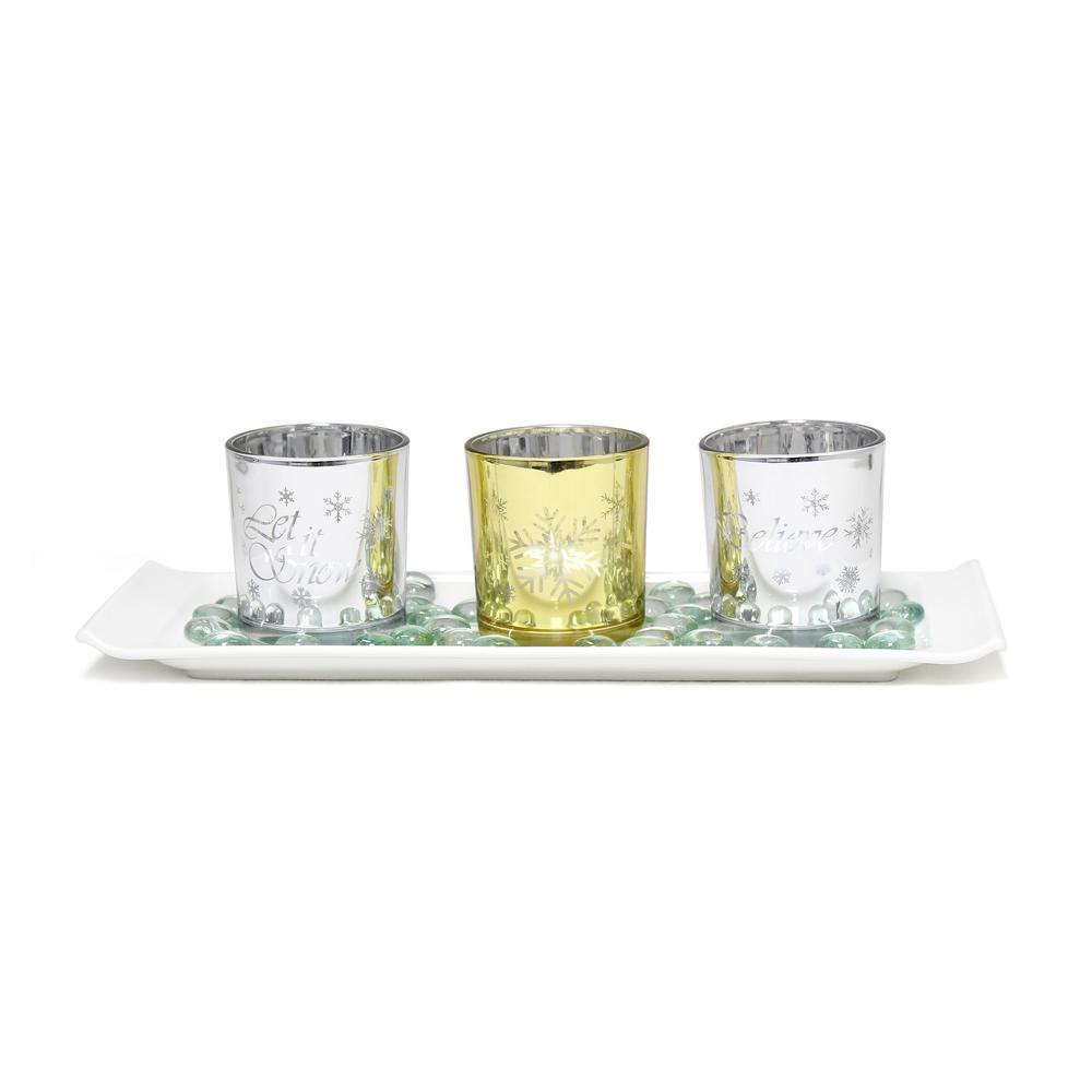 Winter Wonderland Candle Set of 3, Silver and Gold. Picture 1