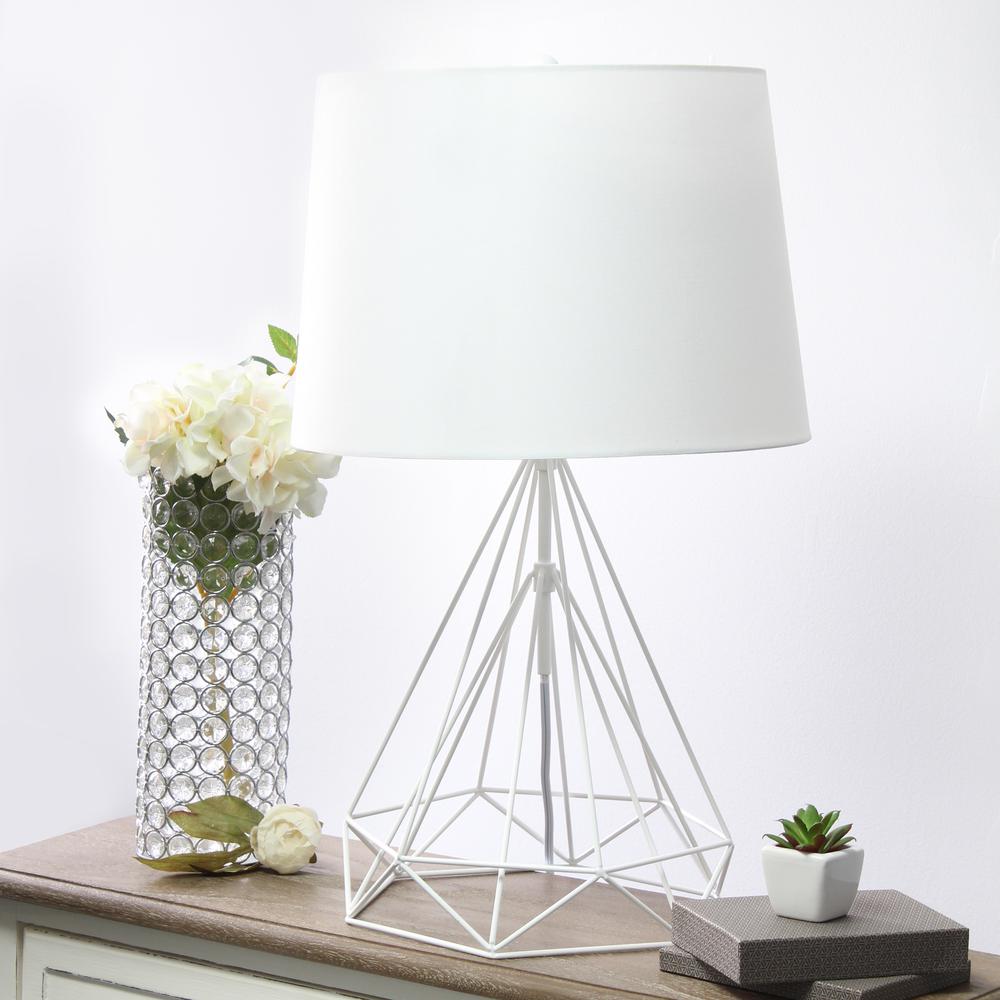 Wired Metal Table Lamp, White Matte. Picture 3
