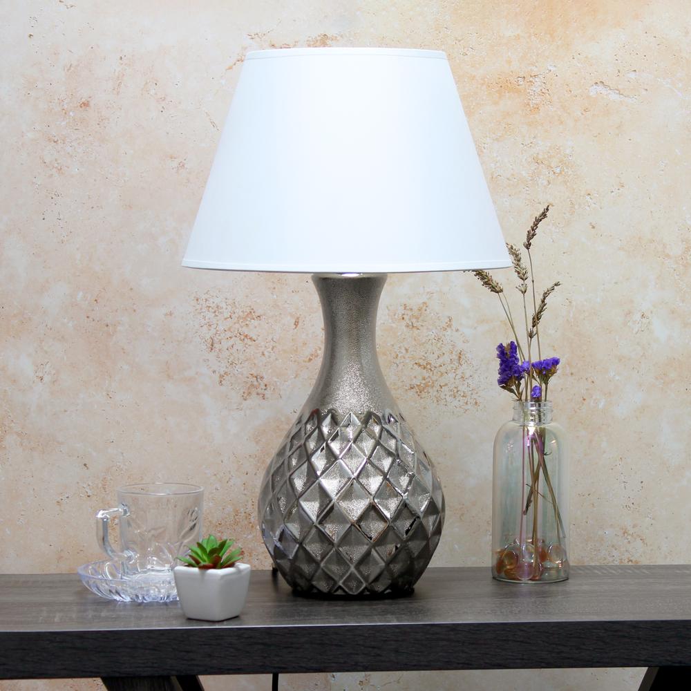 Juliet Ceramic Table Lamp. Picture 11