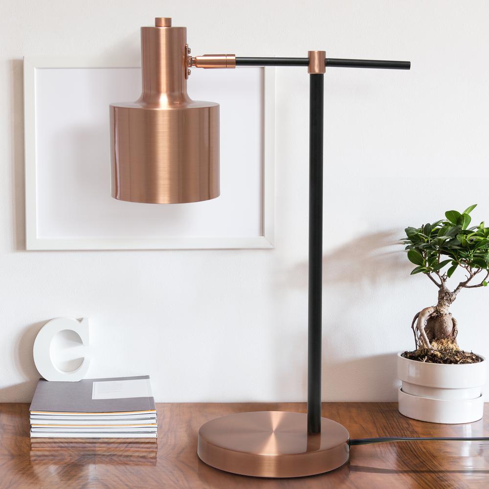 Metal Table Lamp, Rose Gold. Picture 4