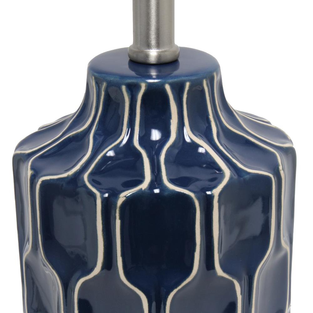 Elegant Designs Blue and White Patterned Table Lamp. Picture 5