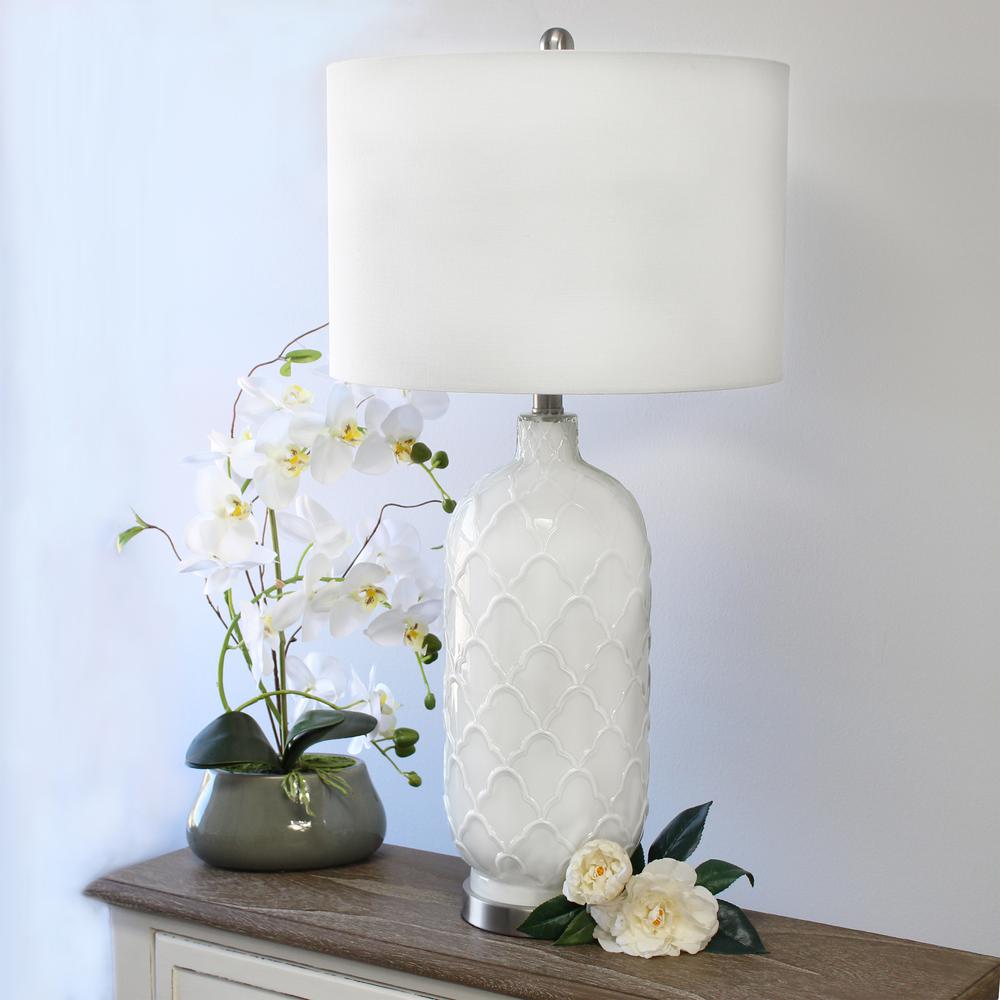 Elegant Designs White and Brushed Nickel Glass Table Lamp. Picture 3