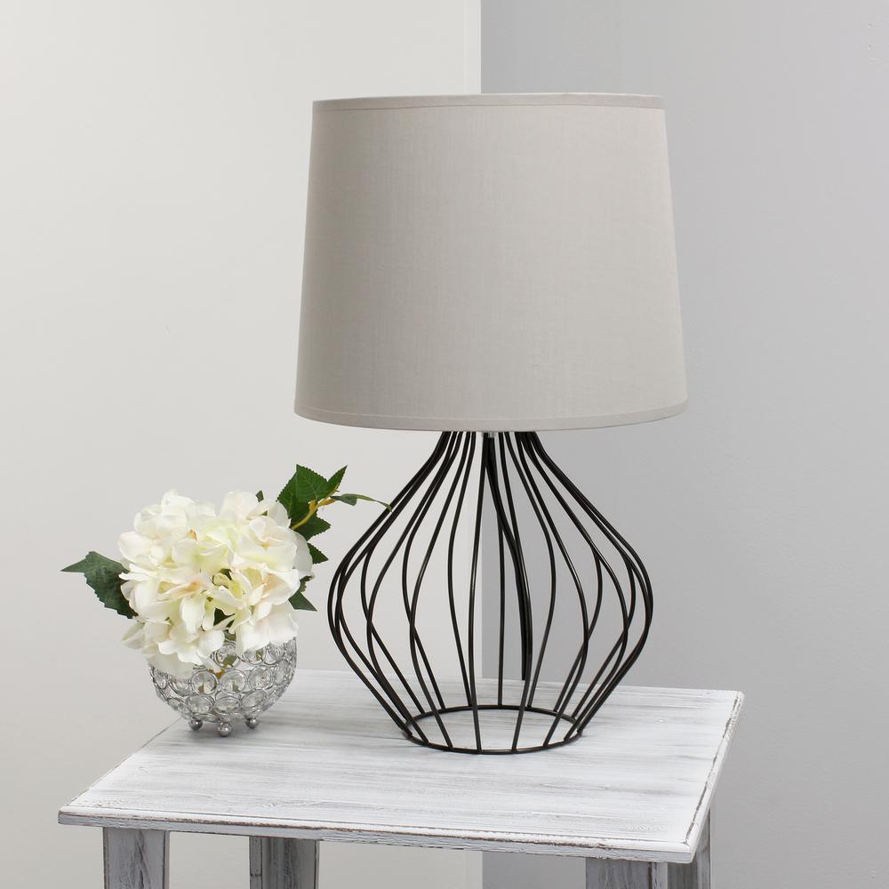 Geometrically Wired Table Lamp, Gray on Black. Picture 4