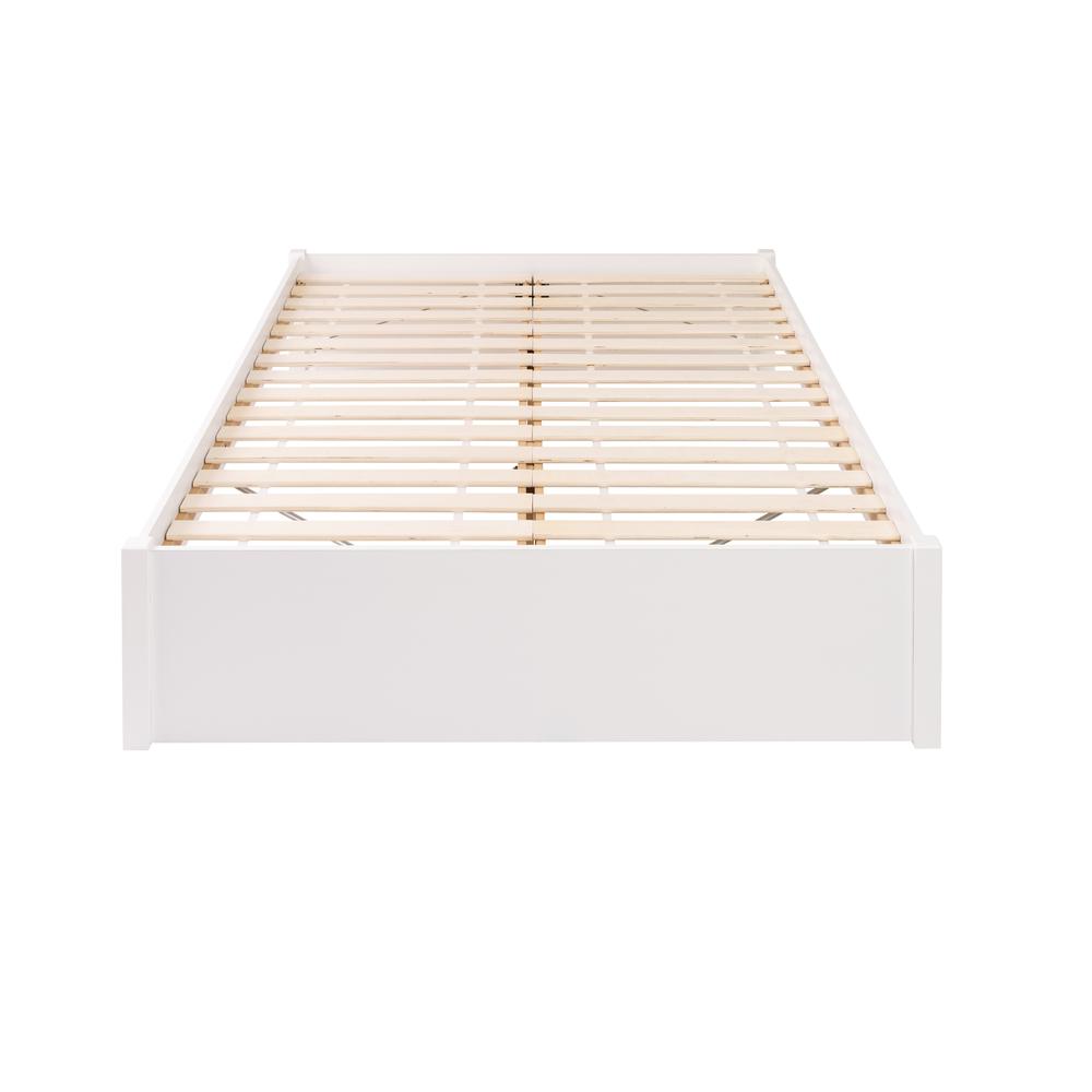 Queen Select 4-Post Platform Bed, White. Picture 2