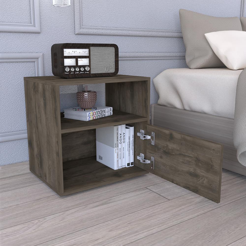 DEPOT E-SHOP Canadian Nightstand. Picture 4