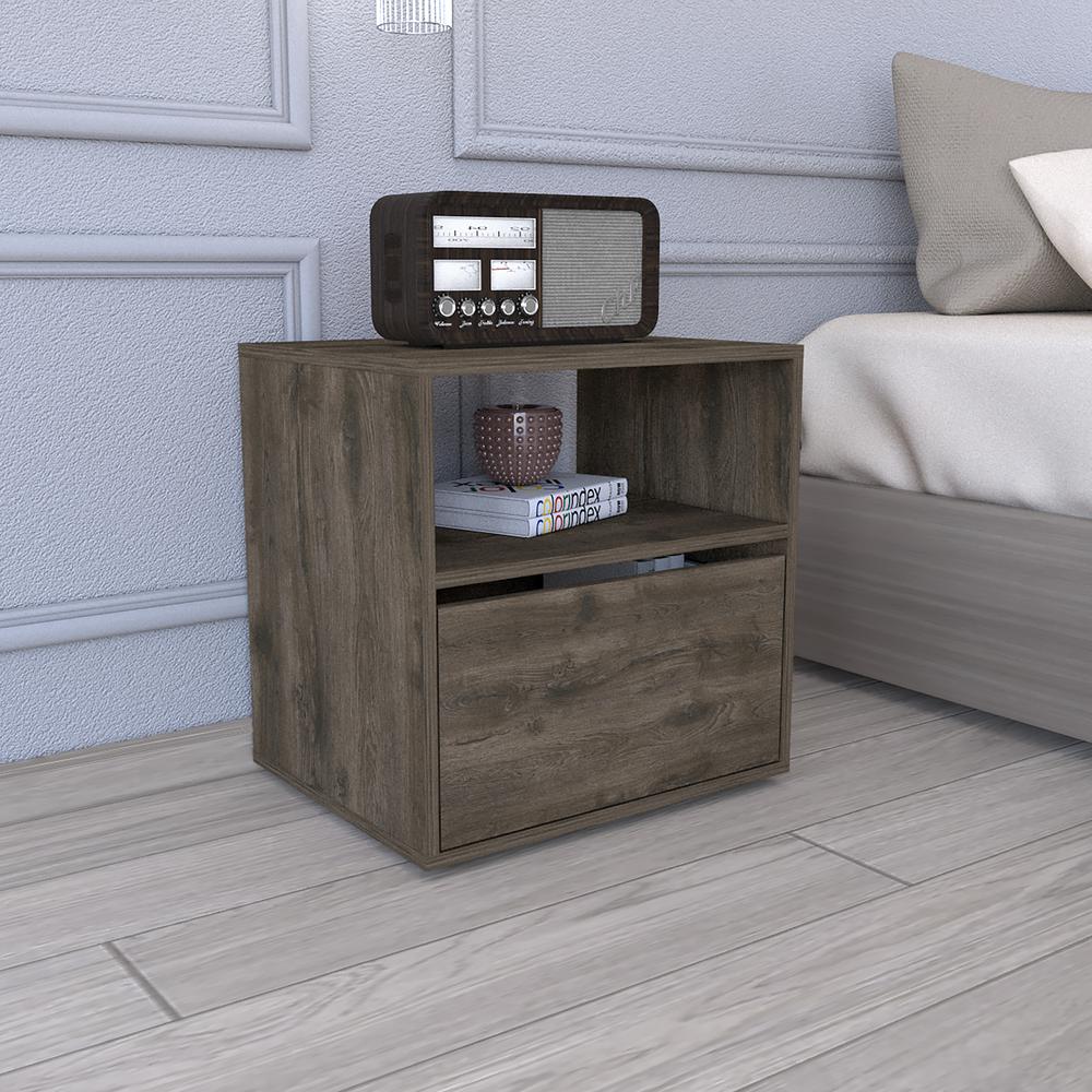DEPOT E-SHOP Canadian Nightstand. Picture 5