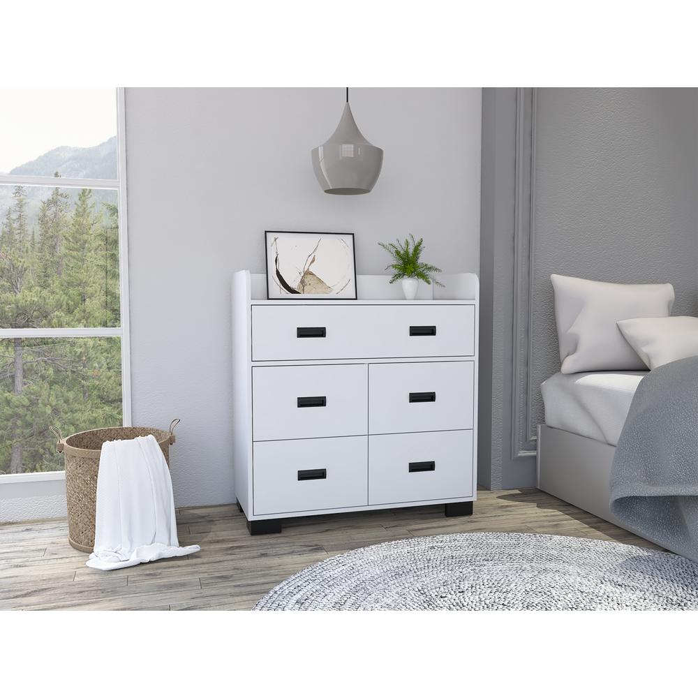 DEPOT E-SHOP Neptune Dresser, One Ample Drawer, Four Drawers, Four Legs, Countertop, White, For Bedroom. Picture 1