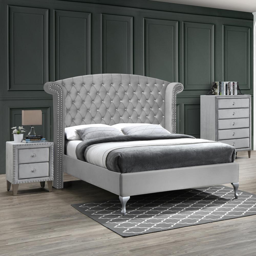 Better Home Products Cleopatra Crystal Tufted Velvet Platform Bed in Gray. Picture 2