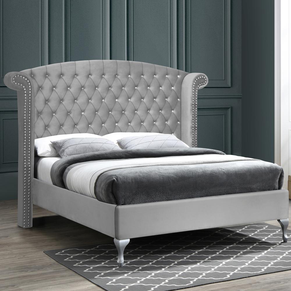 Better Home Products Cleopatra Crystal Tufted Velvet Platform Bed in Gray. Picture 3
