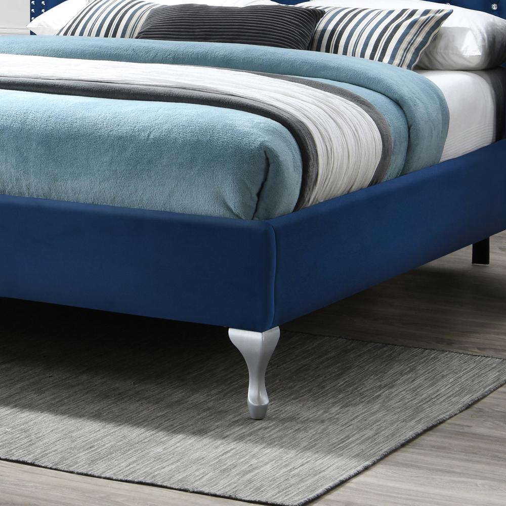 Better Home Products Cleopatra Crystal Tufted Velvet Platform Queen Bed in Blue. Picture 4